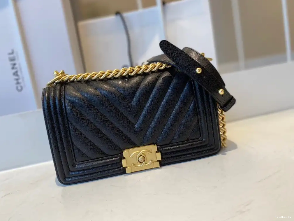First Bag Ru 25CM BOY CHANEL 20CM BAG 0508